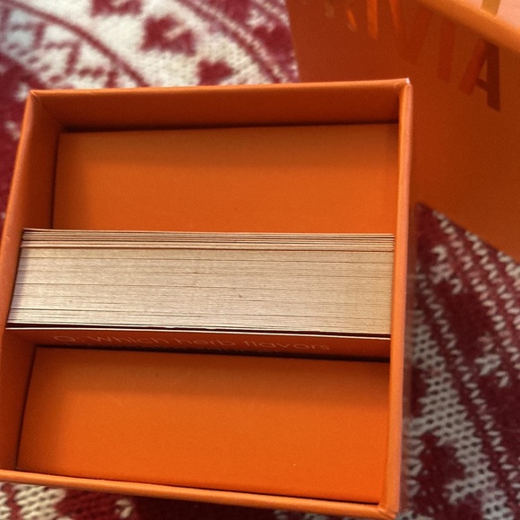 Talking tables 120 Food & Drink Questions trivia game - Picture 4 of 4